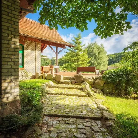 J1 Idyllisches Mit Seeblick * Jülchendorf