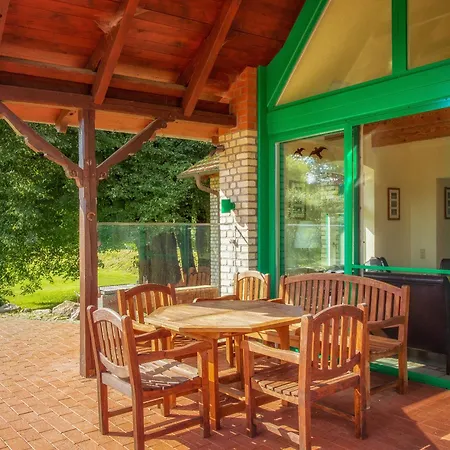 J1 Idyllisches Mit Seeblick *