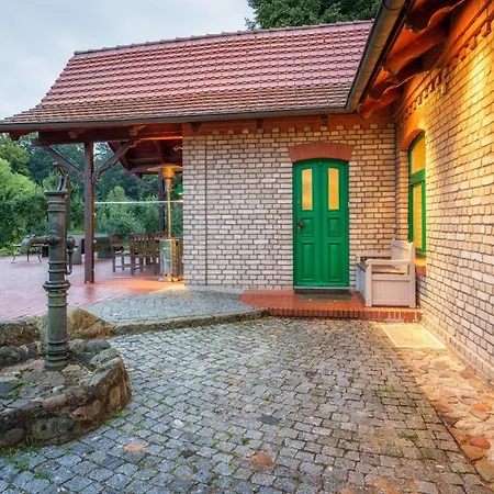 J1 Idyllisches Mit Seeblick Jülchendorf