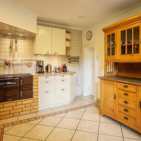 J1 Idyllisches Mit Seeblick Nyaraló *