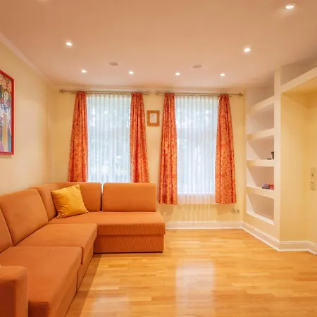 J1 Idyllisches Mit Seeblick * Jülchendorf