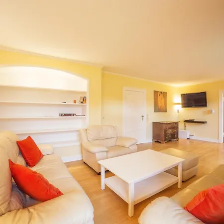 J1 Idyllisches Mit Seeblick *