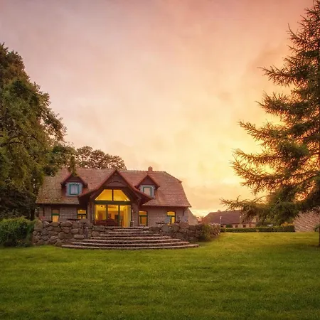 Nyaraló J1 Idyllisches Mit Seeblick Jülchendorf