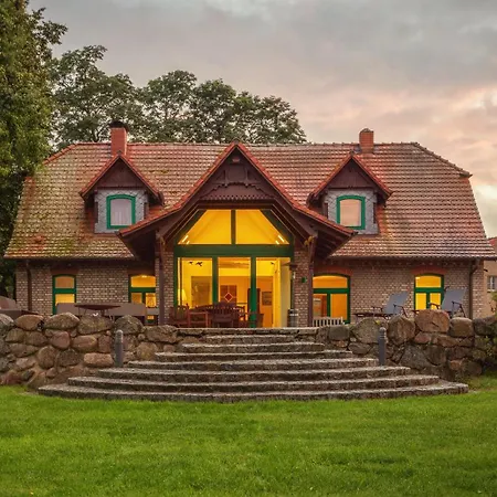 J1 Idyllisches Mit Seeblick * Jülchendorf