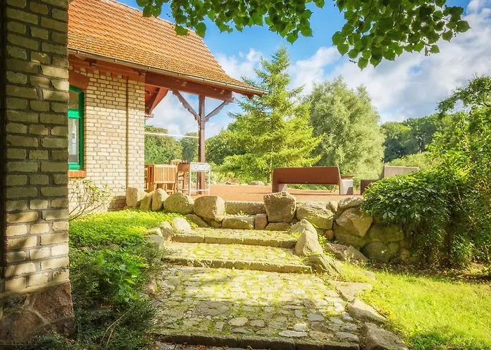 J1 Idyllisches Mit Seeblick * Julchendorf