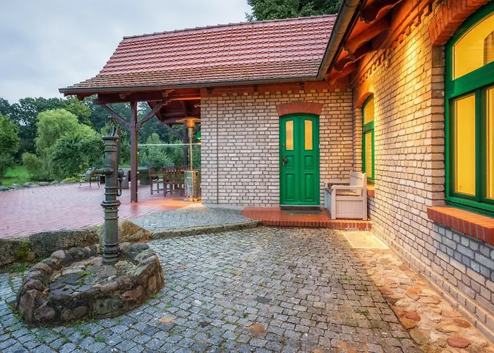 J1 Idyllisches Mit Seeblick Julchendorf