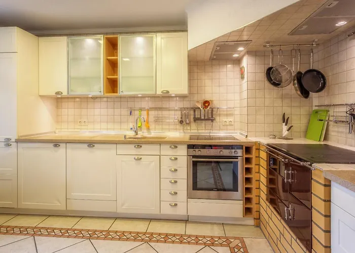 J1 Idyllisches Mit Seeblick Ferienhaus Julchendorf