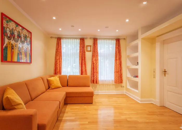 J1 Idyllisches Mit Seeblick * Julchendorf