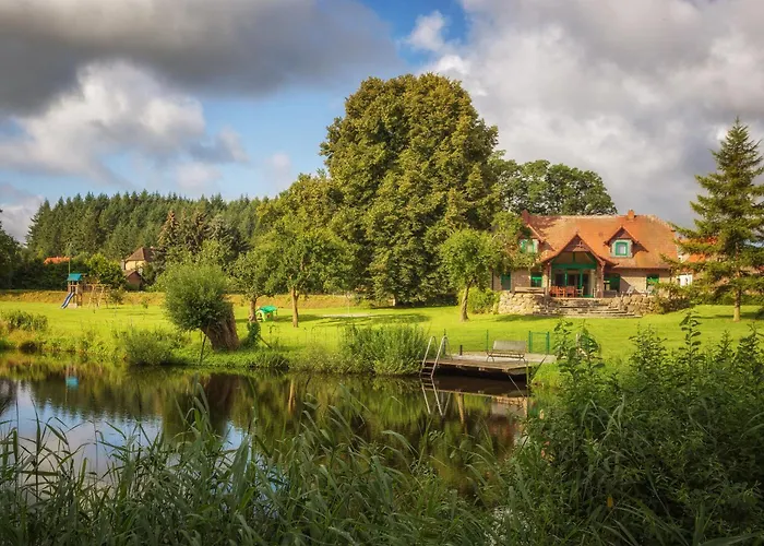 J1 Idyllisches Mit Seeblick Ferienhaus *